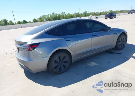 2024 Tesla Model 3 z USA, uszkodzony, nr VIN 5YJ3E1EA5RF857449